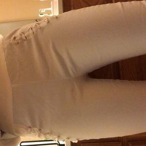 Bebe new white pants